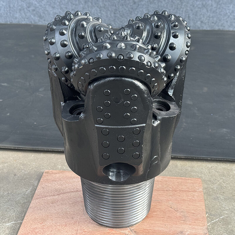 244mm IADC737 Wolframcarbide inzetstuk driekegelboor voor efficiënte olie- en gasexploratie