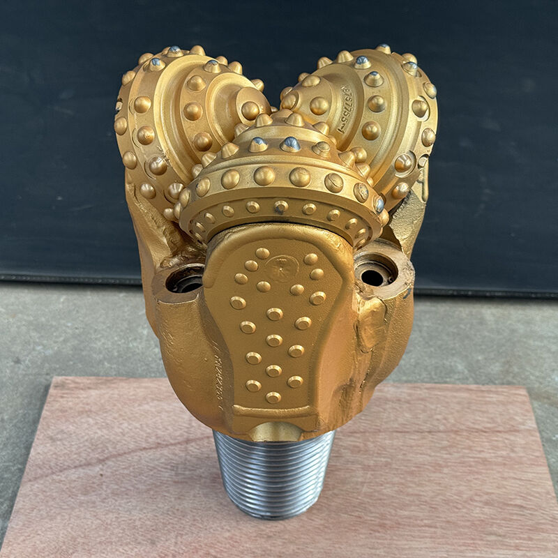6 1/2 inch IADC637 Steel Tooth Tricone Drill Bit voor snel boren in zachte formaties